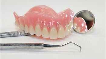 Протезування зубів фото 1
